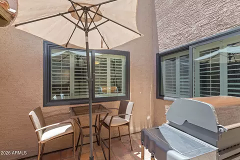 Exterior - 4113 E Paradise Dr, Phoenix, AZ 85028 photo 7 of 11