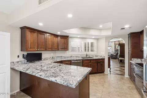 Kitchen - 4113 E Paradise Dr, Phoenix, AZ 85028 photo 1 of 5
