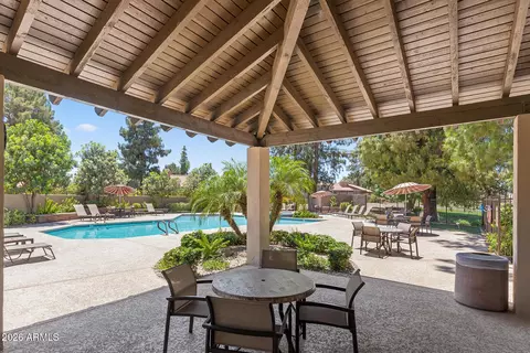 Exterior - 4113 E Paradise Dr, Phoenix, AZ 85028 photo 8 of 11