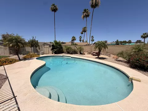 Exterior - 1116 E Redfield Rd, Tempe, AZ 85283 photo 2 of 7