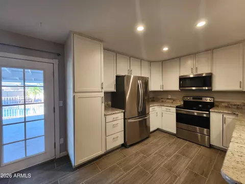 Kitchen - 1116 E Redfield Rd, Tempe, AZ 85283 photo 2 of 5
