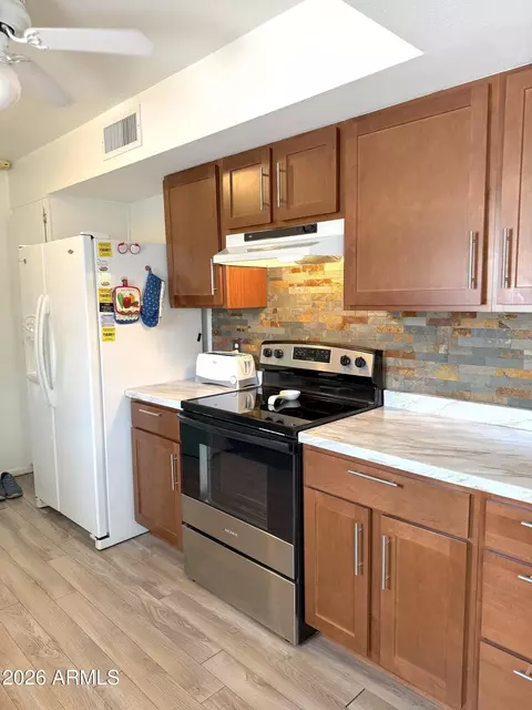 9419 E Sun Lakes Blvd N, Sun Lakes, AZ 85248