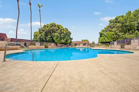 Exterior - 1620 E Donner Dr, Tempe, AZ 85282 photo 15 of 17