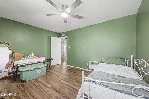 Bedroom - 1620 E Donner Dr, Tempe, AZ 85282 photo 4 of 4