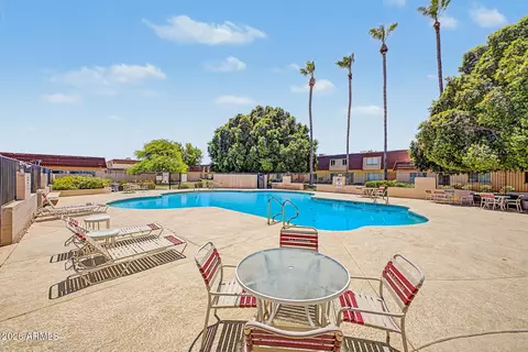 Exterior - 1620 E Donner Dr, Tempe, AZ 85282 photo 13 of 17