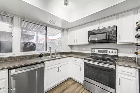 Kitchen - 1620 E Donner Dr, Tempe, AZ 85282 photo 2 of 4