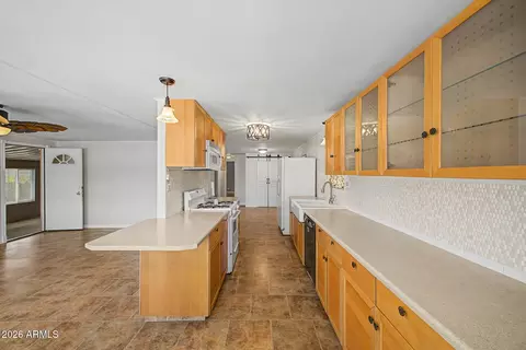 7455 E Balsam Cir, Mesa, AZ 85208 photo 15