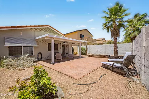 Exterior - 9405 S 45th Pl, Phoenix, AZ 85044 photo 7 of 9
