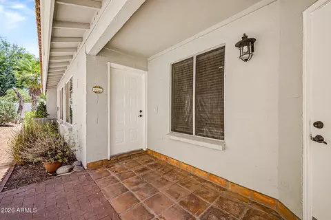 Exterior - 9405 S 45th Pl, Phoenix, AZ 85044 photo 5 of 9