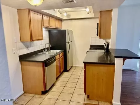 1336 E Mountain View Rd E #101, Phoenix, AZ 85020 photo 3
