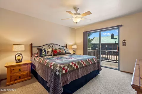 Bedroom - 2335 Buffalo Loop N, Overgaard, AZ 85933 photo 1 of 5