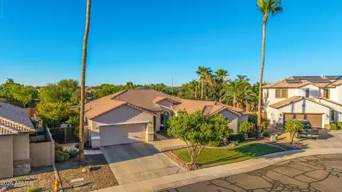 View/Area - 1748 E Iris Dr, Chandler, AZ 85286 photo 3 of 12
