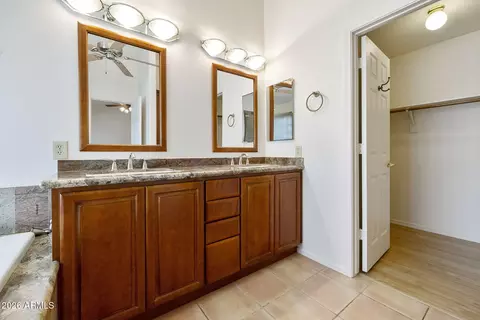 Bath - 6031 E Scafell Cir, Mesa, AZ 85215 photo 3 of 4