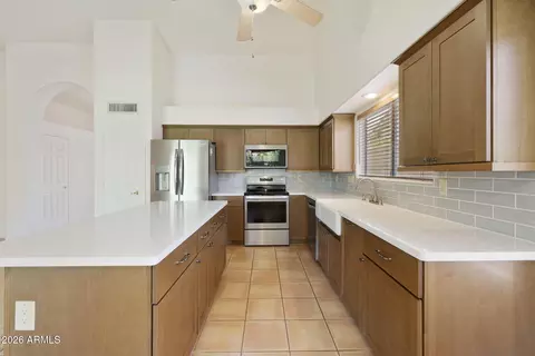 Kitchen - 6031 E Scafell Cir, Mesa, AZ 85215 photo 2 of 5