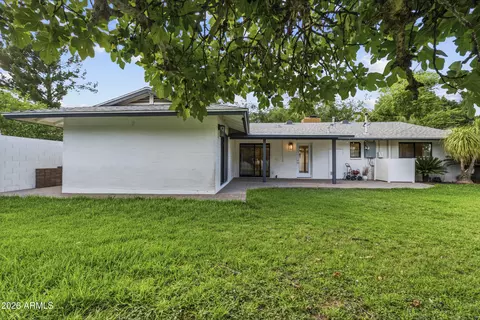 Exterior - 115 Encanto Dr, Tempe, AZ 85281 photo 7 of 16