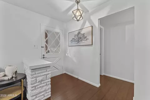 Entry Way - 115 Encanto Dr, Tempe, AZ 85281 photo 1 of 2