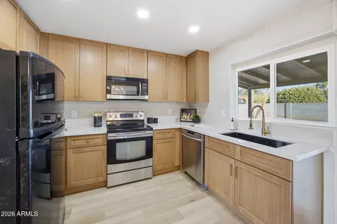 651 E Glade Ave, Mesa, AZ 85204 photo 9