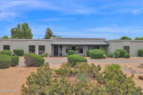 6433 E Badgett Ln, Paradise Valley, AZ 85253