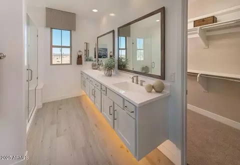 Bath - 3537 E Roland St, Mesa, AZ 85213 photo 2 of 5