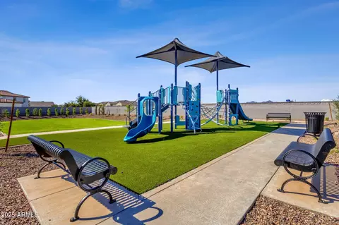 View/Area - 3537 E Roland St, Mesa, AZ 85213 photo 2 of 3