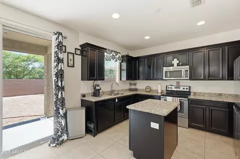Kitchen - 119 E Chelsea Ln, Gilbert, AZ 85295 photo 1 of 5