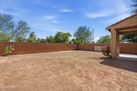 Exterior - 119 E Chelsea Ln, Gilbert, AZ 85295 photo 4 of 5