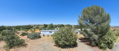 17414 E Meadow Ln, Mayer, AZ 86333