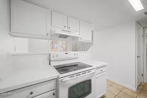 Kitchen - 3511 E Baseline Rd #1083, Phoenix, AZ 85042 photo 2 of 3