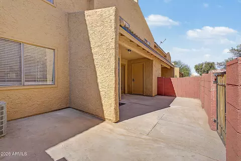 Exterior - 3511 E Baseline Rd #1083, Phoenix, AZ 85042 photo 3 of 9