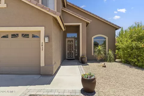 Exterior - 2437 E Grovers Ave, Phoenix, AZ 85032 photo 5 of 33