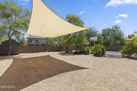 Exterior - 2437 E Grovers Ave, Phoenix, AZ 85032 photo 30 of 33