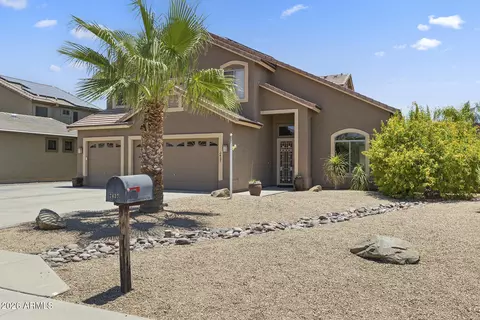 Exterior - 2437 E Grovers Ave, Phoenix, AZ 85032 photo 3 of 33