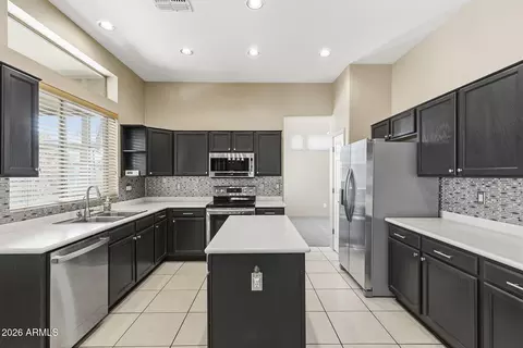 Kitchen - 2437 E Grovers Ave, Phoenix, AZ 85032 photo 5 of 8