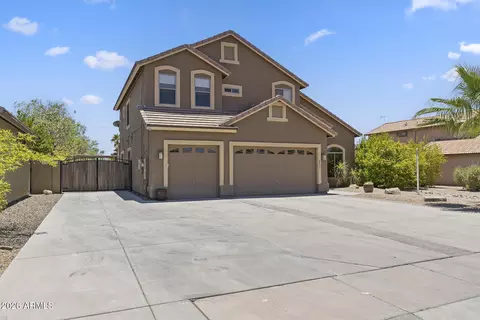 Exterior - 2437 E Grovers Ave, Phoenix, AZ 85032 photo 4 of 33