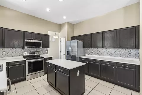 Kitchen - 2437 E Grovers Ave, Phoenix, AZ 85032 photo 4 of 8