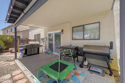 Exterior - 2115 E Cielo Grande Ave, Phoenix, AZ 85024 photo 4 of 9