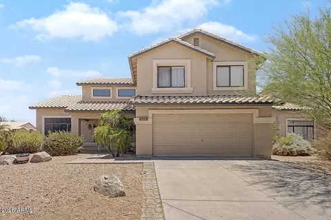 Exterior - 2115 E Cielo Grande Ave, Phoenix, AZ 85024 photo 2 of 9