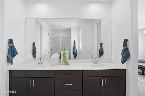 Bath - 8340 E Petra Ave, Mesa, AZ 85212 photo 3 of 7