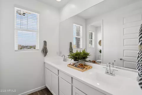 Bath - 8346 E Petra Ave, Mesa, AZ 85212 photo 4 of 4