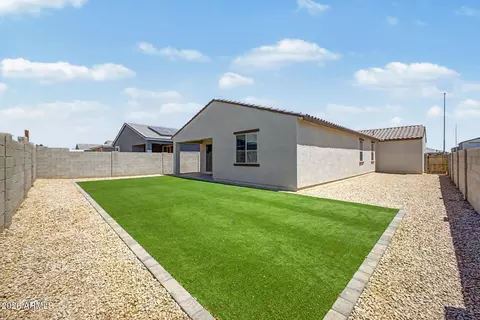 Exterior - 11236 E Upton Ave, Mesa, AZ 85212 photo 4 of 5