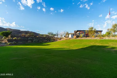 Exterior - 917 E Buist Ave, Phoenix, AZ 85042 photo 6 of 6