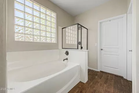 Bath - 3474 E Coconino Way, Gilbert, AZ 85298 photo 2 of 4