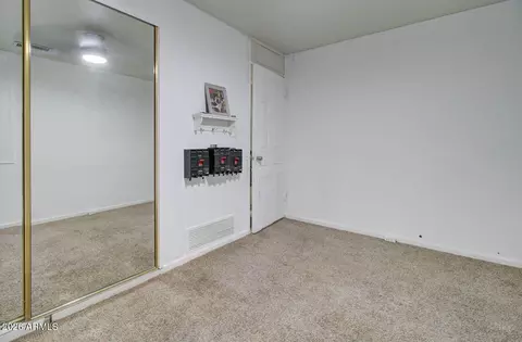 3338 E Taylor St, Phoenix, AZ 85008 photo 17