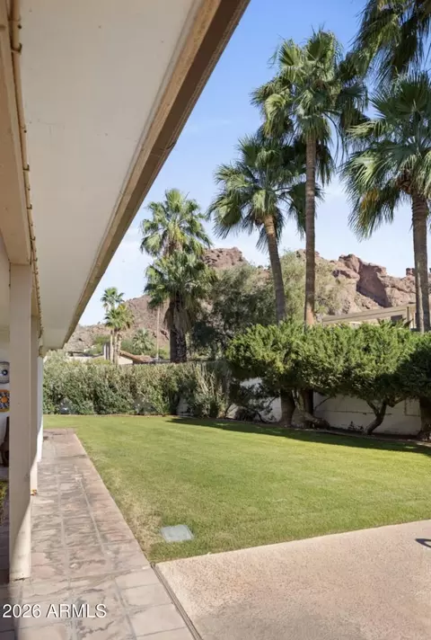 Exterior - 4721 E Rancho Dr, Phoenix, AZ 85018 photo 4 of 6