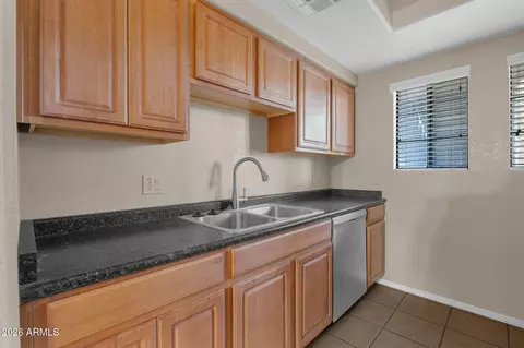 Kitchen - 3434 E Baseline Rd #166, Phoenix, AZ 85042 photo 3 of 3