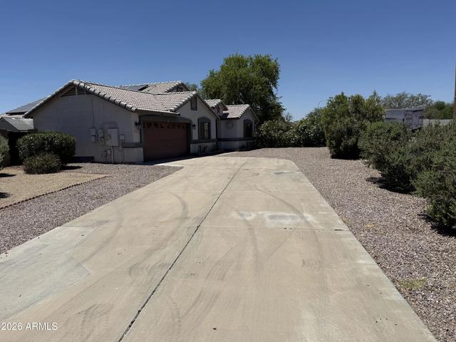 5462 N 77th Dr, Glendale, AZ 85303