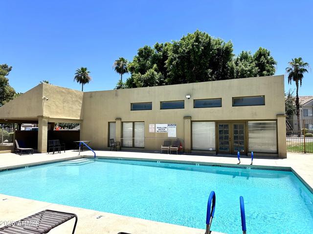 1418 W La Jolla Dr, Tempe, AZ 85282