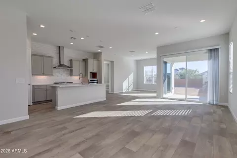 Living - 25111 N 27th Way, Phoenix, AZ 85024 photo 2 of 3