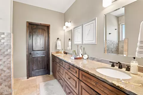 Bath - 2405 E Scarlet Bugler Cir, Payson, AZ 85541 photo 4 of 6