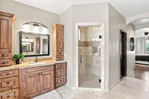 Bath - 2405 E Scarlet Bugler Cir, Payson, AZ 85541 photo 2 of 6